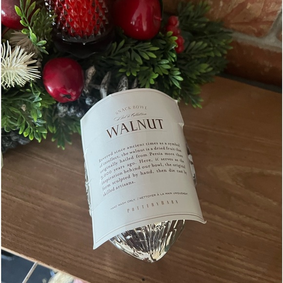 Rare Pottery Barn Silver Walnut
Shape Snack Bowl NWT‼️FINAL SALE - Picture 5 of 7